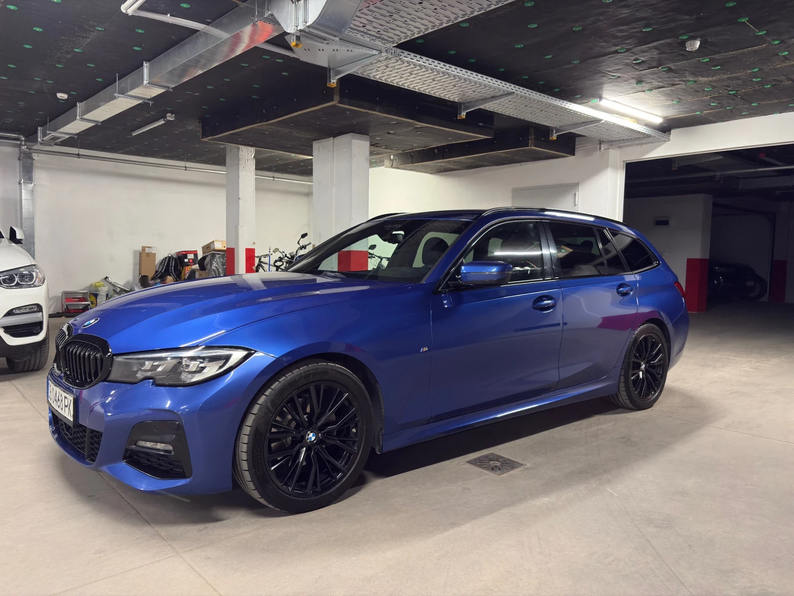 BMW 320 d xDrive на 88500 км., снимка 2 - Автомобили и джипове - 55150668