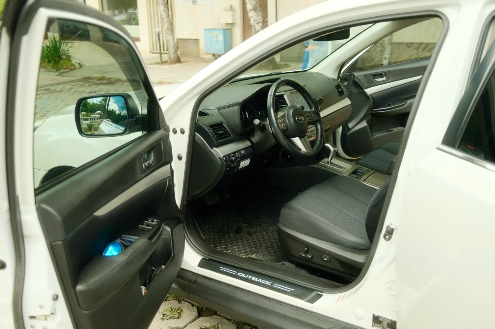 Subaru Legacy, снимка 10 - Автомобили и джипове - 55415228