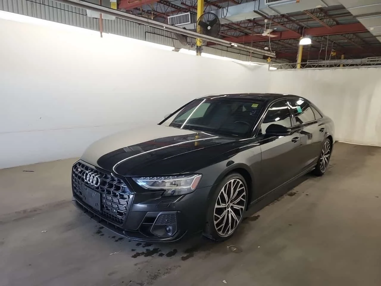 Audi S8 LONG * Един собственик * Без инциденти * От VW * 