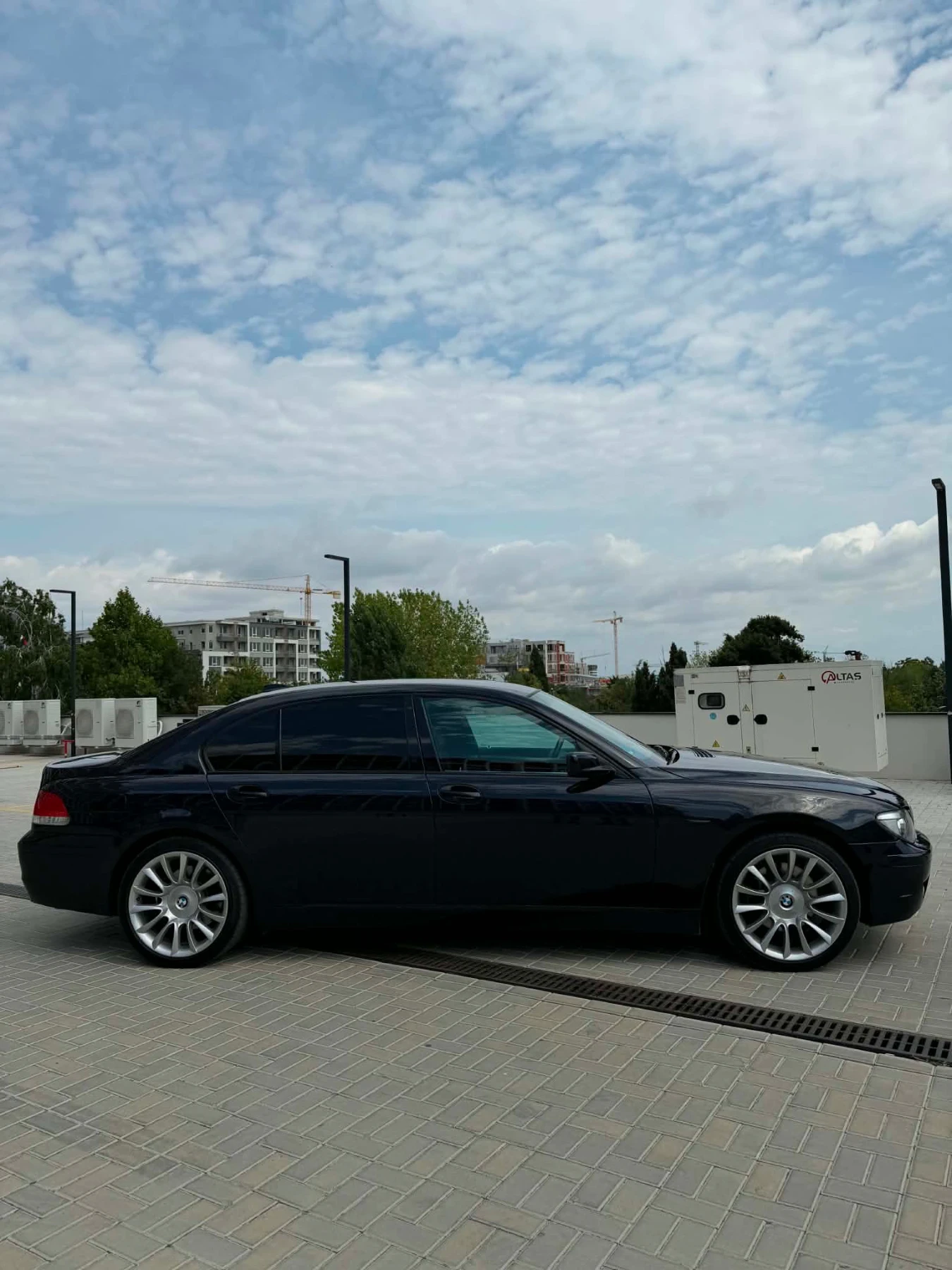 BMW 730 Long individual, снимка 2 - Автомобили и джипове - 55858972