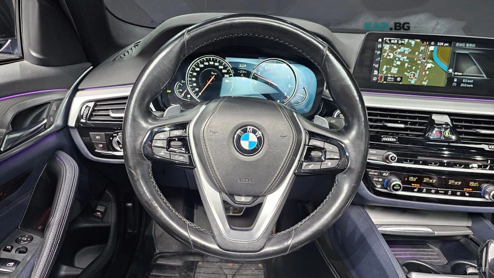 BMW 530 M* КАМЕРА* ПОДГРЕВ* ДИСТРОНИК* HEADUP* ПАМЕТ, снимка 13 - Автомобили и джипове - 56169746