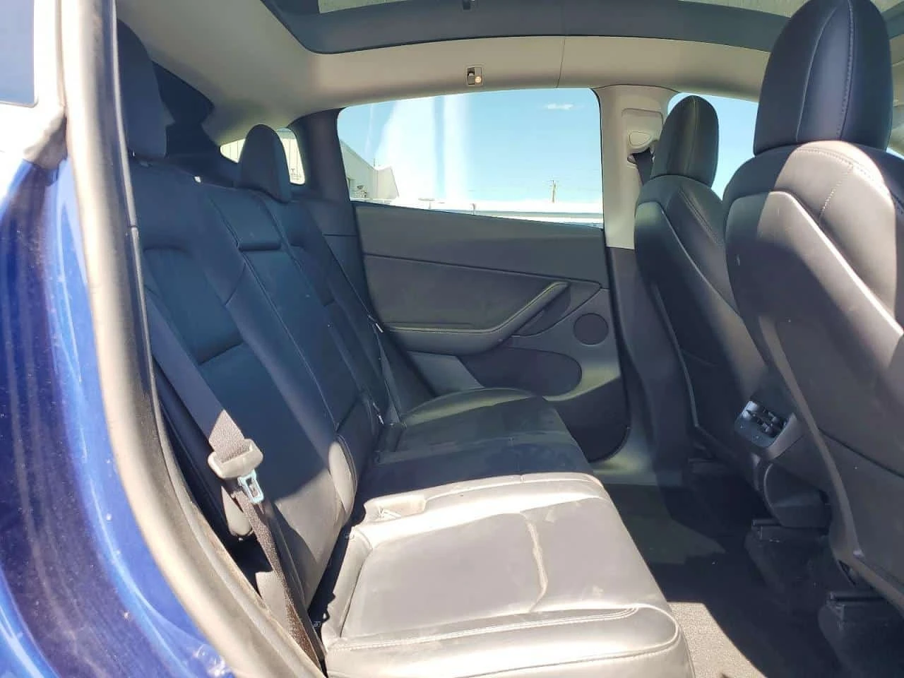 Tesla Model Y Long Range Dual Motor AWD | CARFAX | Mobile.bg � ����������� 10