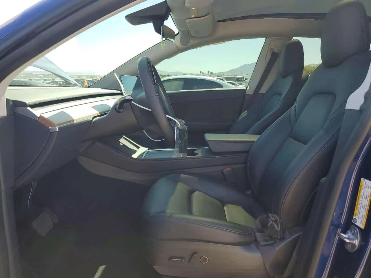 Tesla Model Y Long Range Dual Motor AWD | CARFAX | Mobile.bg � ����������� 7