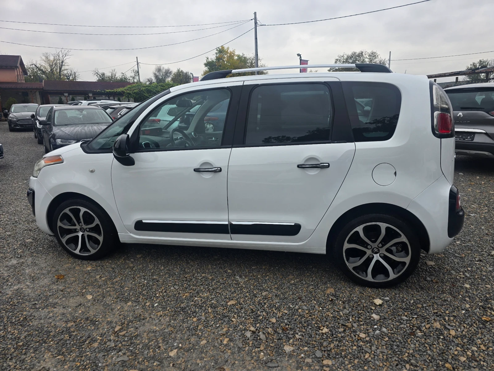 Citroen C3 Picasso 1.6HDI-FACE-EXCLUSIVE-99K.C-EVRO 6D | Mobile.bg � ����������� 4