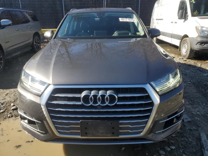 Audi Q7, снимка 1 - Автомобили и джипове - 49289550