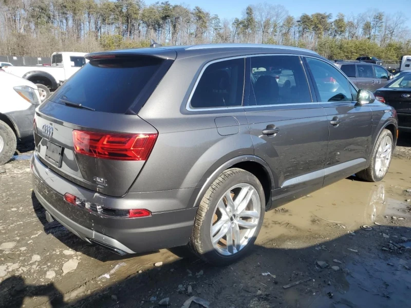 Audi Q7, снимка 4 - Автомобили и джипове - 49289550