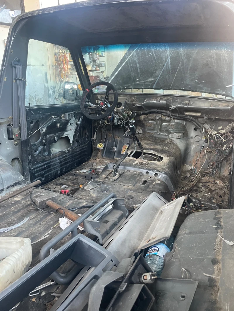 Nissan Patrol, снимка 10 - Автомобили и джипове - 52829831