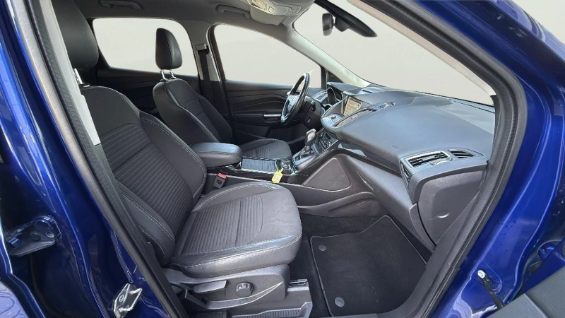 Ford Kuga 2.0 TDCi, снимка 11 - Автомобили и джипове - 53049134