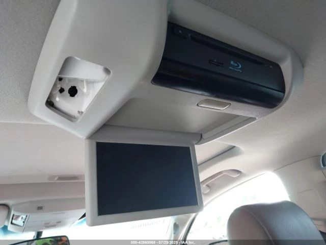 Toyota Sequoia PLATINUM - изображение 8