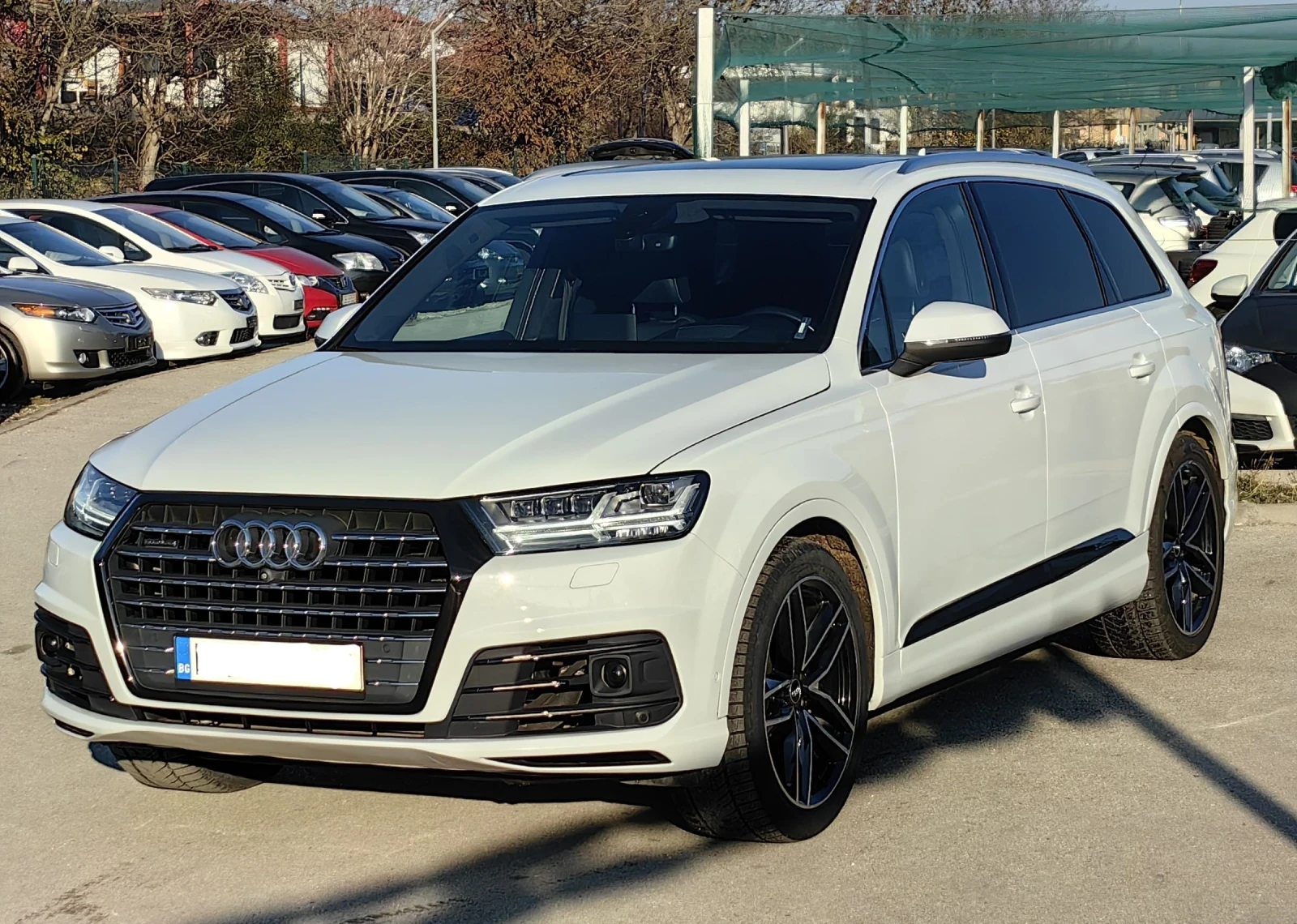 Audi Q7 S-line x 3/167х. км+ ПЪЛНА СЕР. ИСТОРИЯ/7-МЕСТЕН  - изображение 3