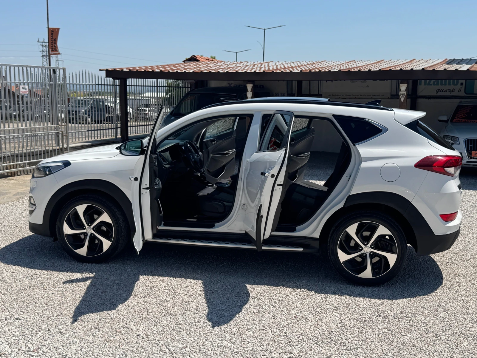 Hyundai IX35 TUCSON* FULL* PANORAMA* АВТ*  - изображение 10