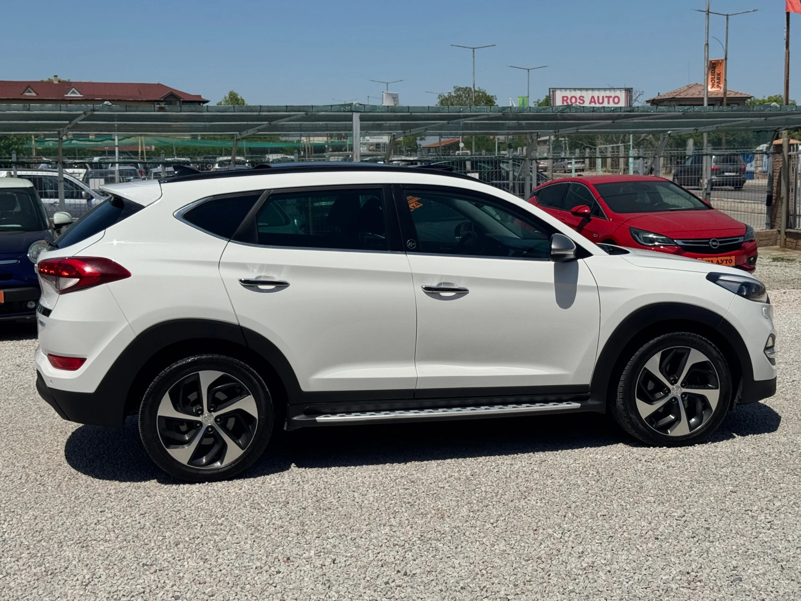 Hyundai IX35 TUCSON* FULL* PANORAMA* АВТ*  - изображение 4
