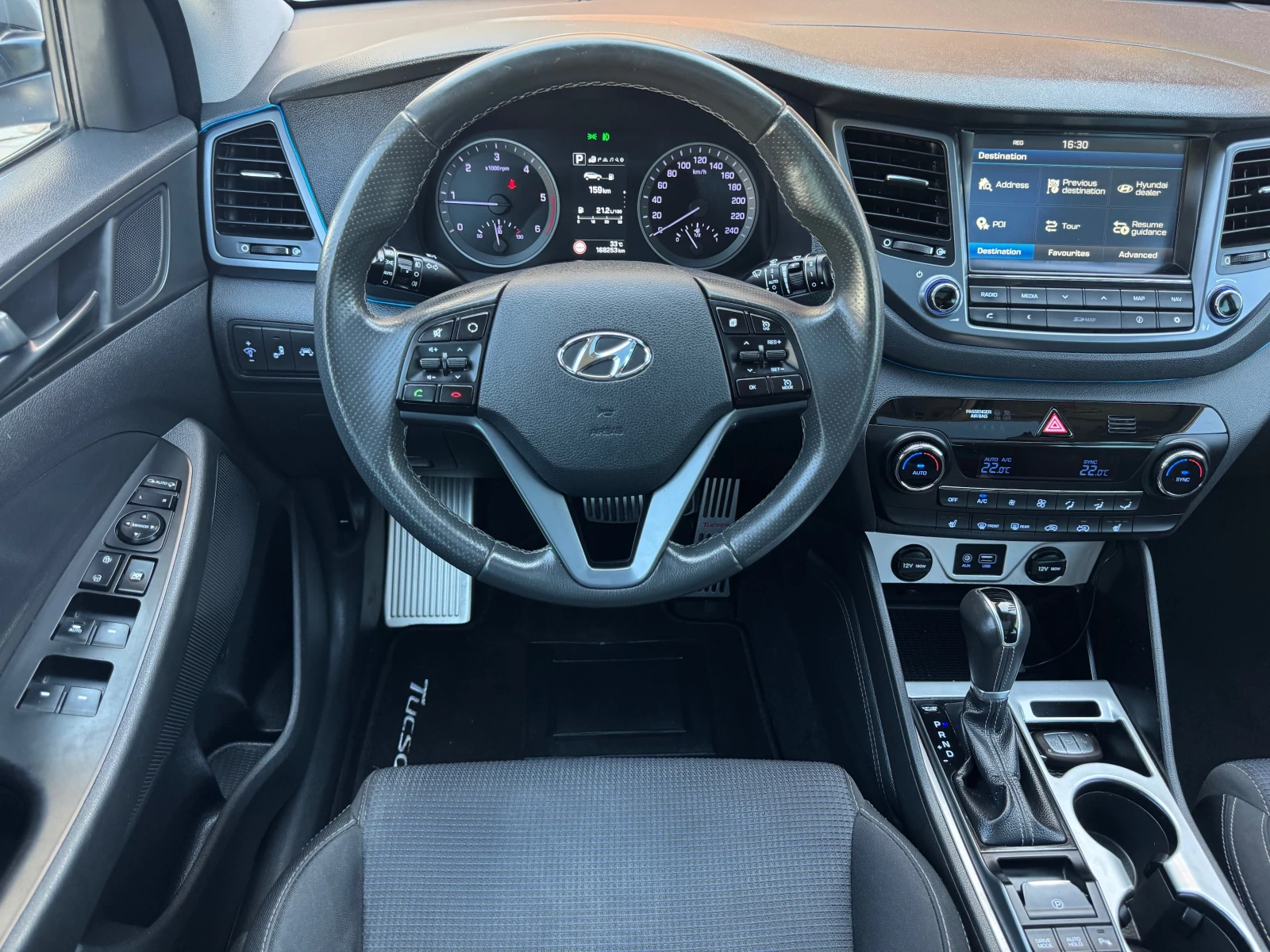 Hyundai IX35 TUCSON* FULL* PANORAMA* АВТ*  - изображение 3