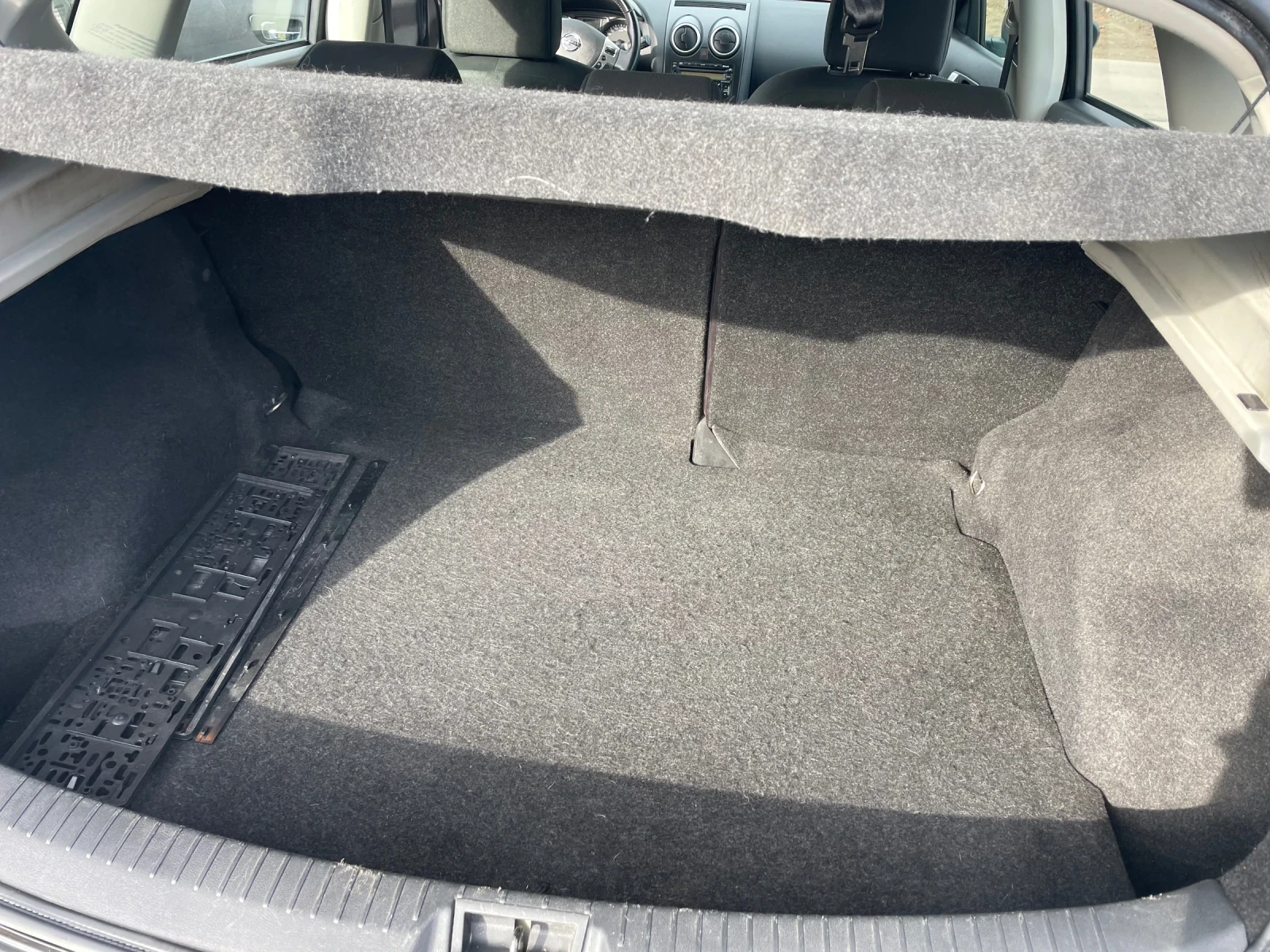 Nissan Qashqai 1.5, снимка 12 - Автомобили и джипове - 53993491