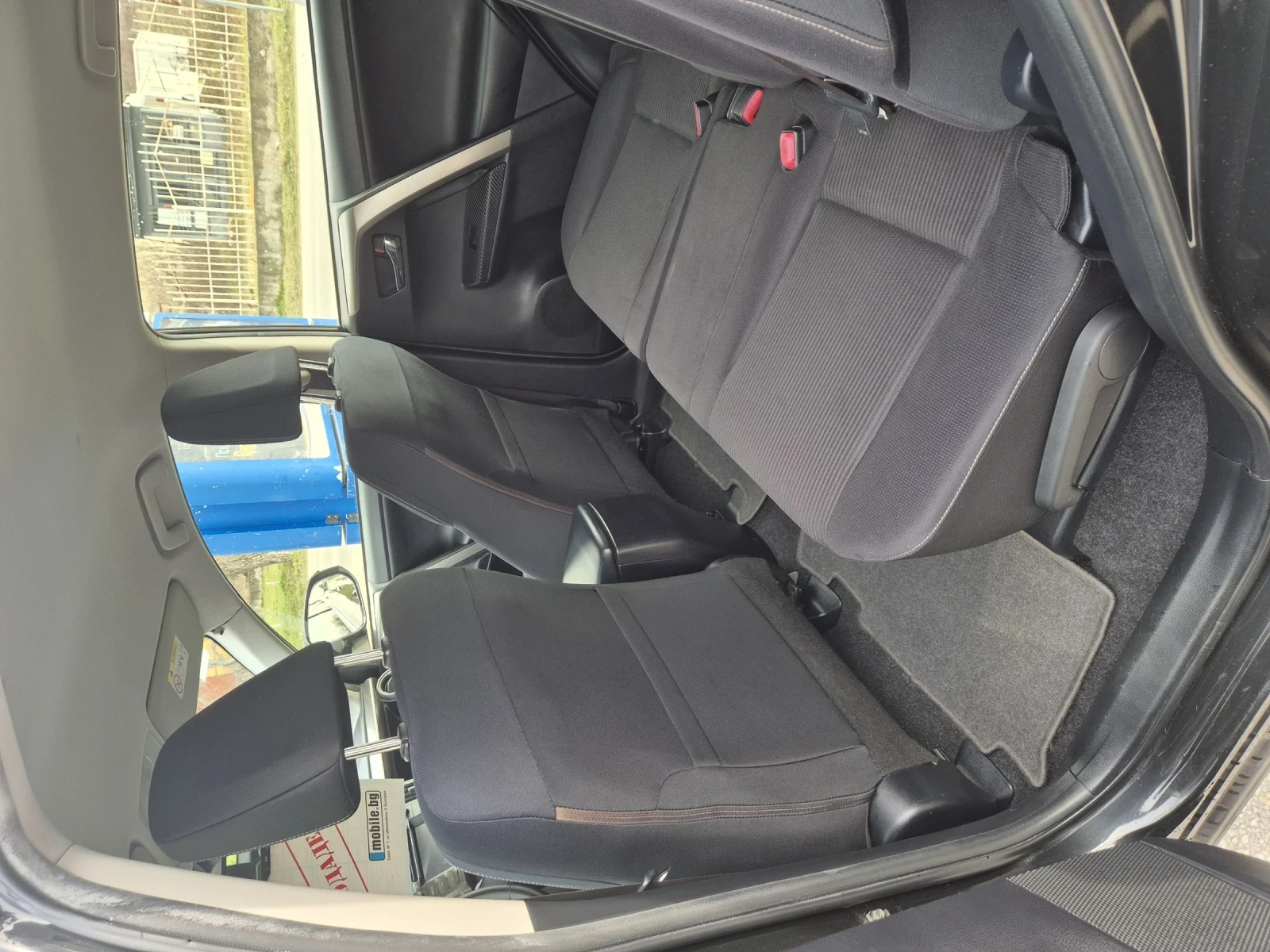 Toyota Rav4 2.0 D4D, снимка 6 - Автомобили и джипове - 53890276