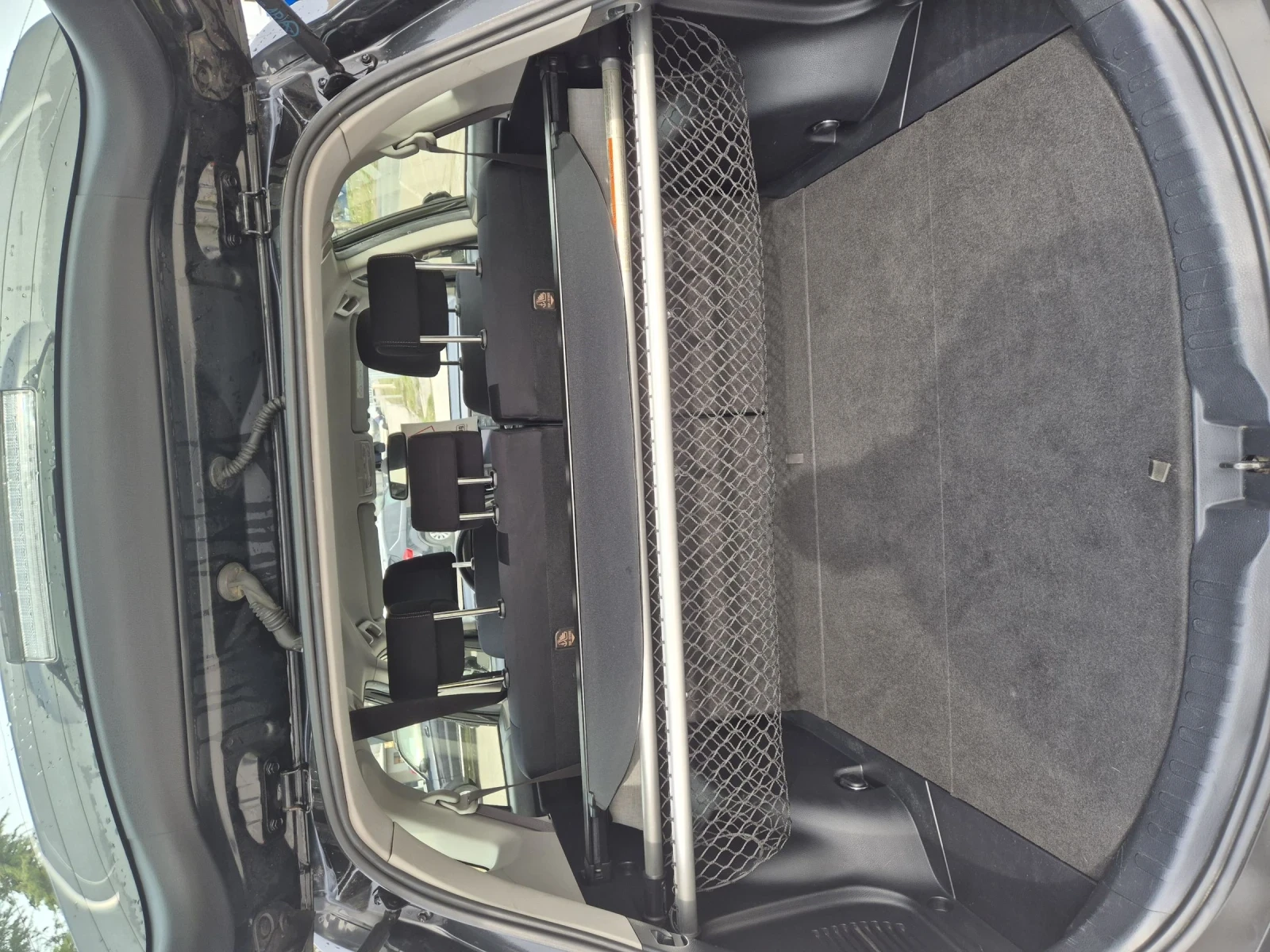 Toyota Rav4 2.0 D4D, снимка 8 - Автомобили и джипове - 53890276