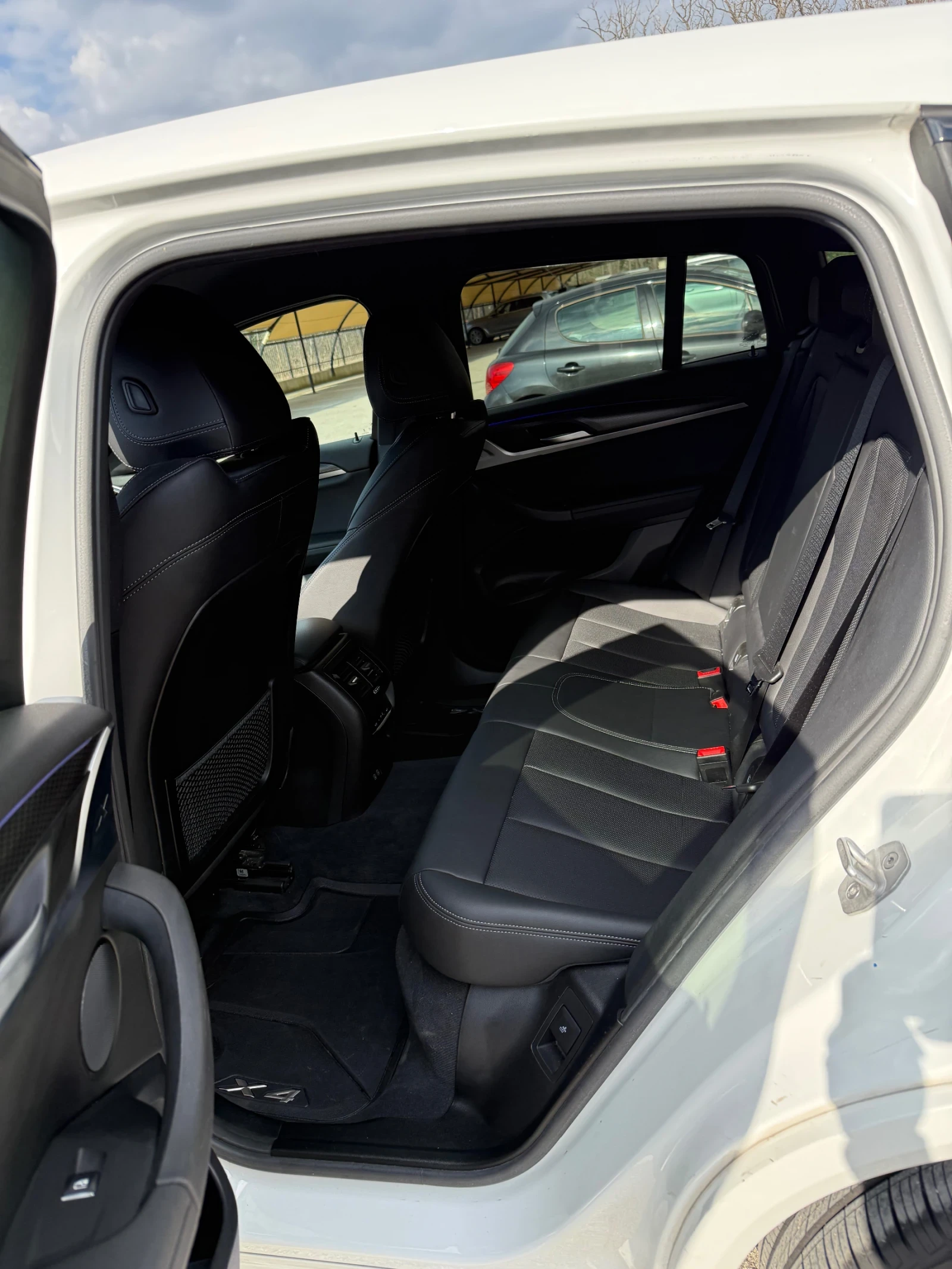 BMW X4 X drive 2.0D Mid- Hybrid M Sport, снимка 7 - Автомобили и джипове - 53977052