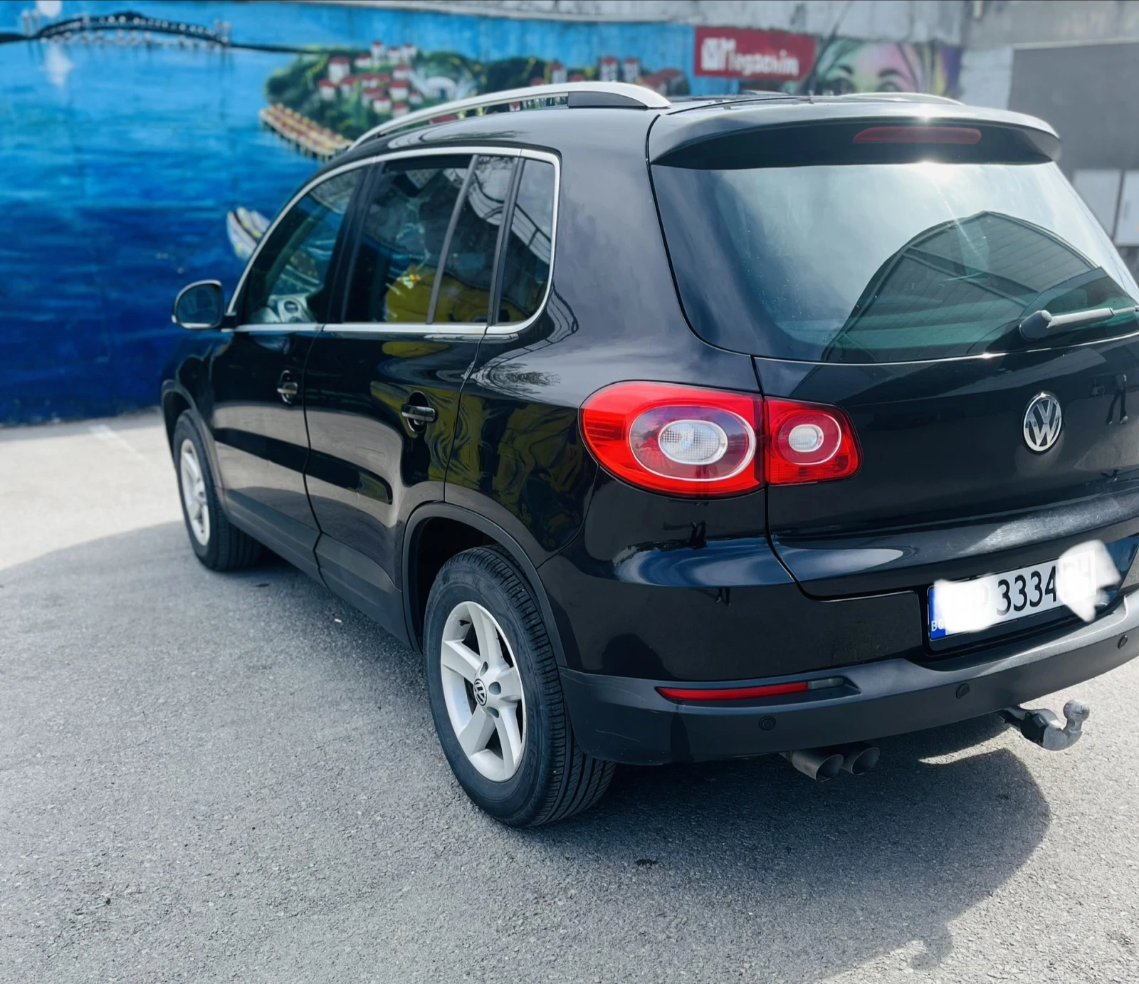 VW Tiguan 2.0TDI 4X4, снимка 5 - Автомобили и джипове - 54528314