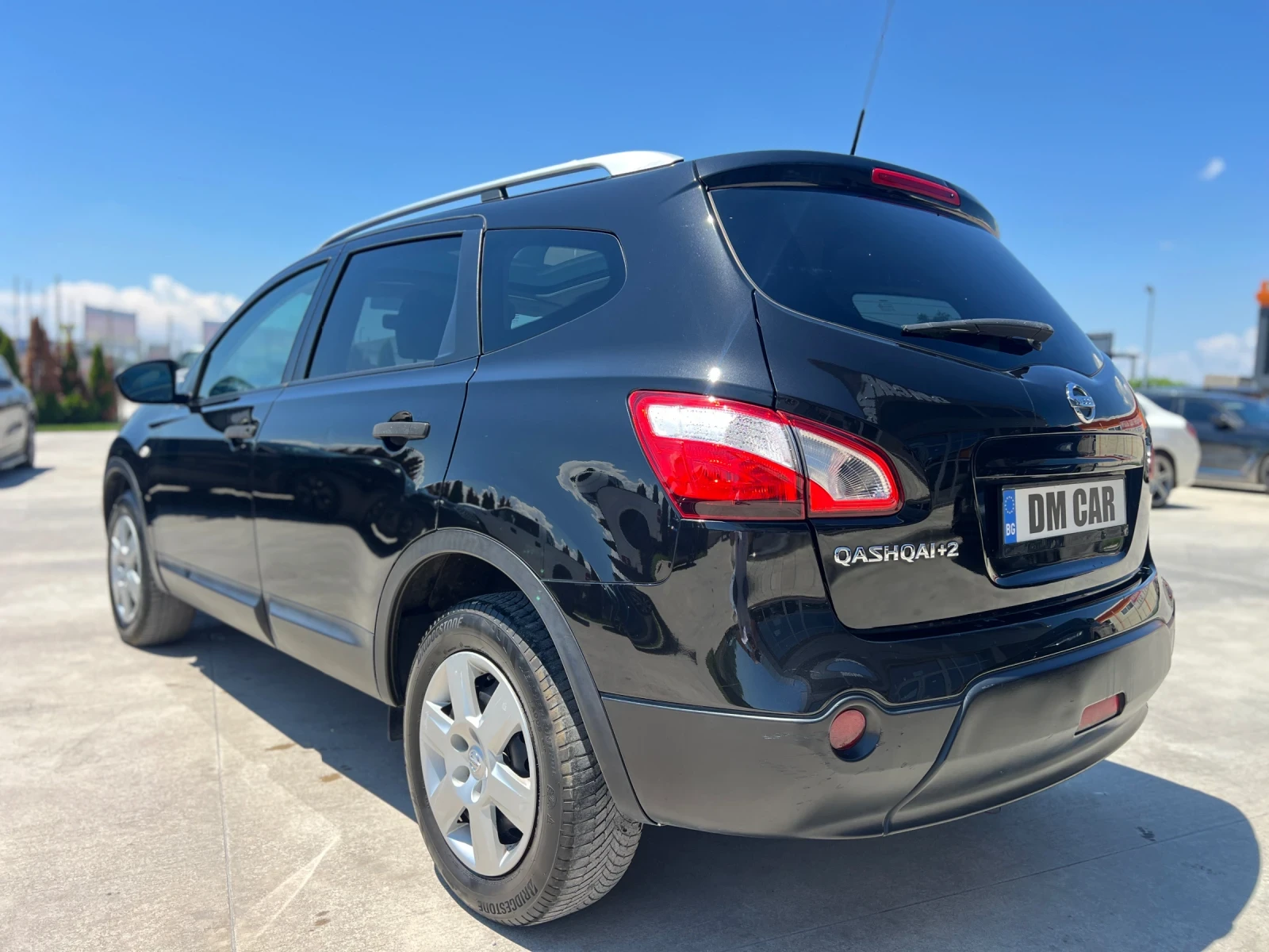 Nissan Qashqai + 2 /1.6i /ЛИЗИНГ/, снимка 5 - Автомобили и джипове - 54834653