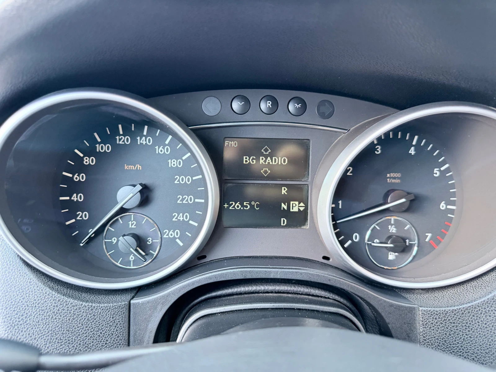 Mercedes-Benz ML 350 Първи собственик в България (на Пружини ), снимка 12 - Автомобили и джипове - 54876774
