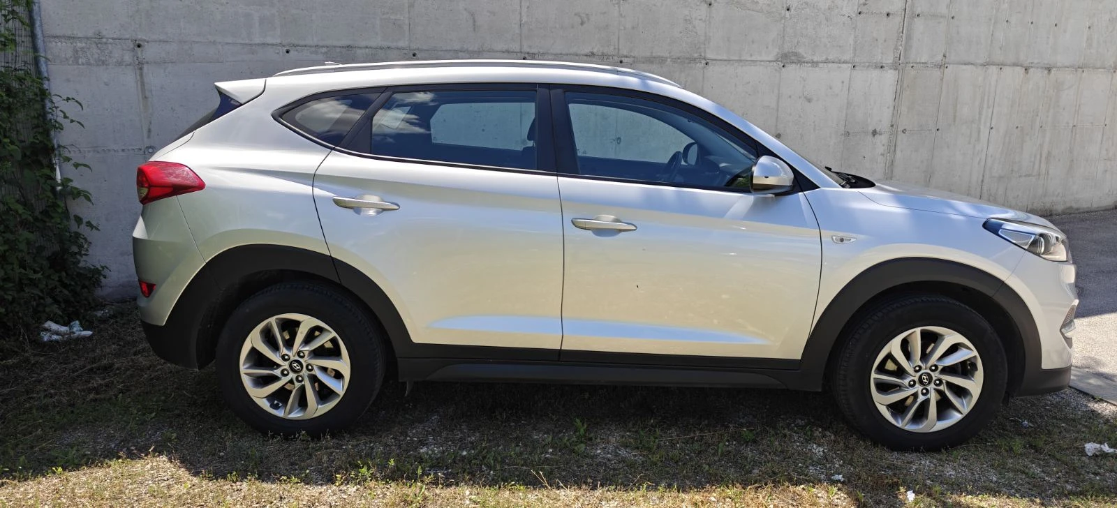Hyundai Tucson, снимка 5 - Автомобили и джипове - 54970344