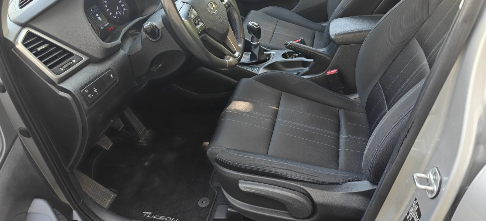 Hyundai Tucson, снимка 10 - Автомобили и джипове - 54970344