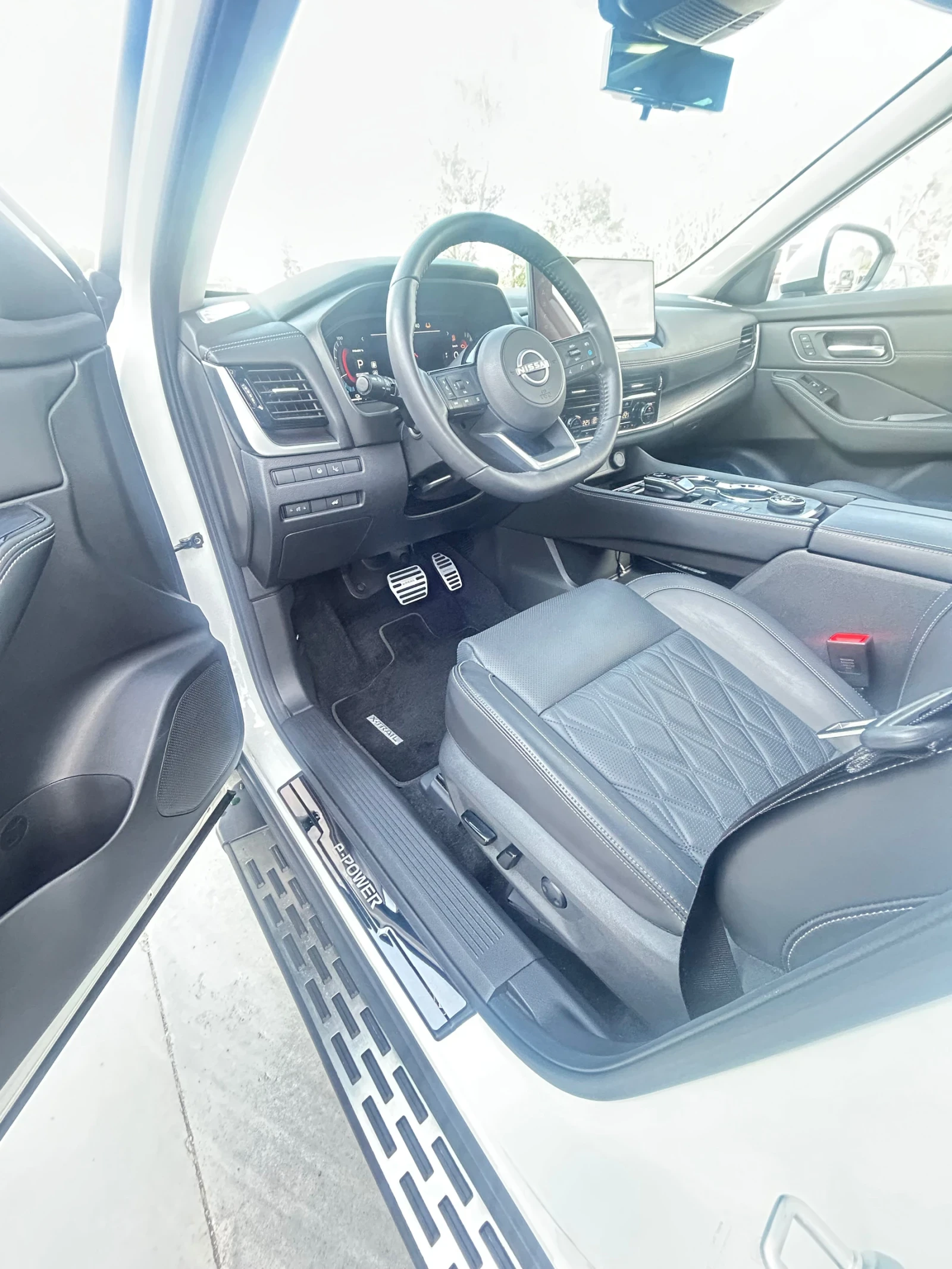 Nissan X-trail  E-Power e-4orce Tekna Plus 4x4 с Ка, снимка 2 - Автомобили и джипове - 55646269