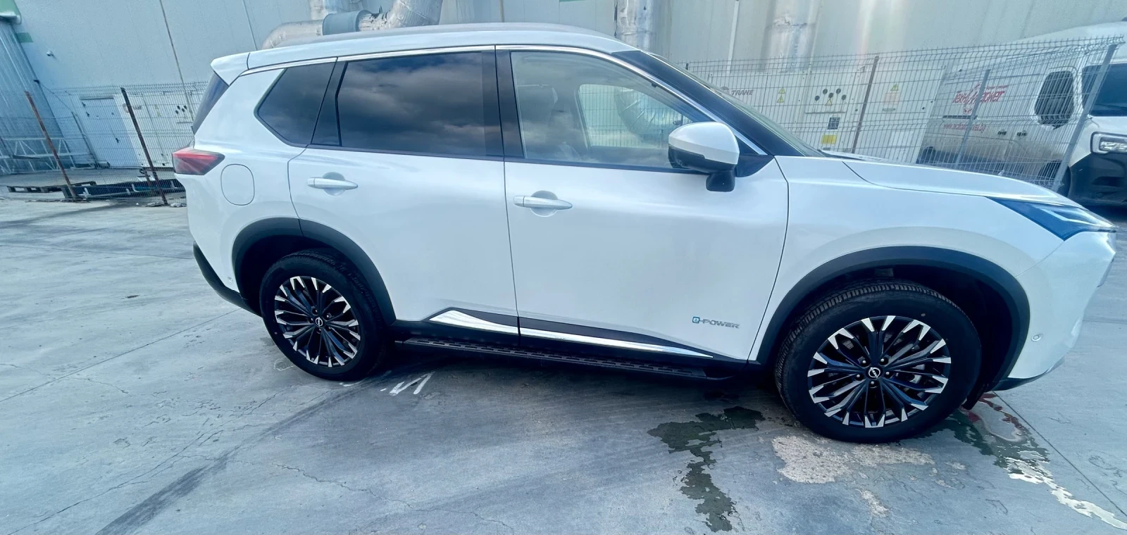 Nissan X-trail  E-Power e-4orce Tekna Plus 4x4 с Ка, снимка 5 - Автомобили и джипове - 55646269