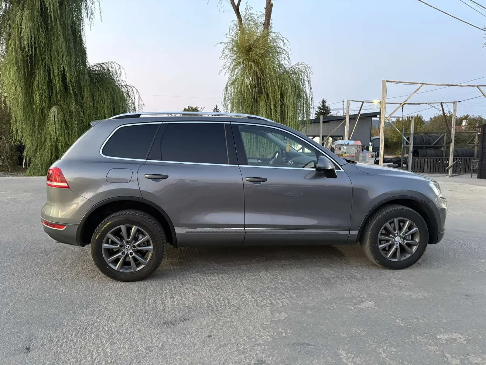 VW Touareg 3.0 TDI ТОП ЦЕНА, снимка 5 - Автомобили и джипове - 56202045