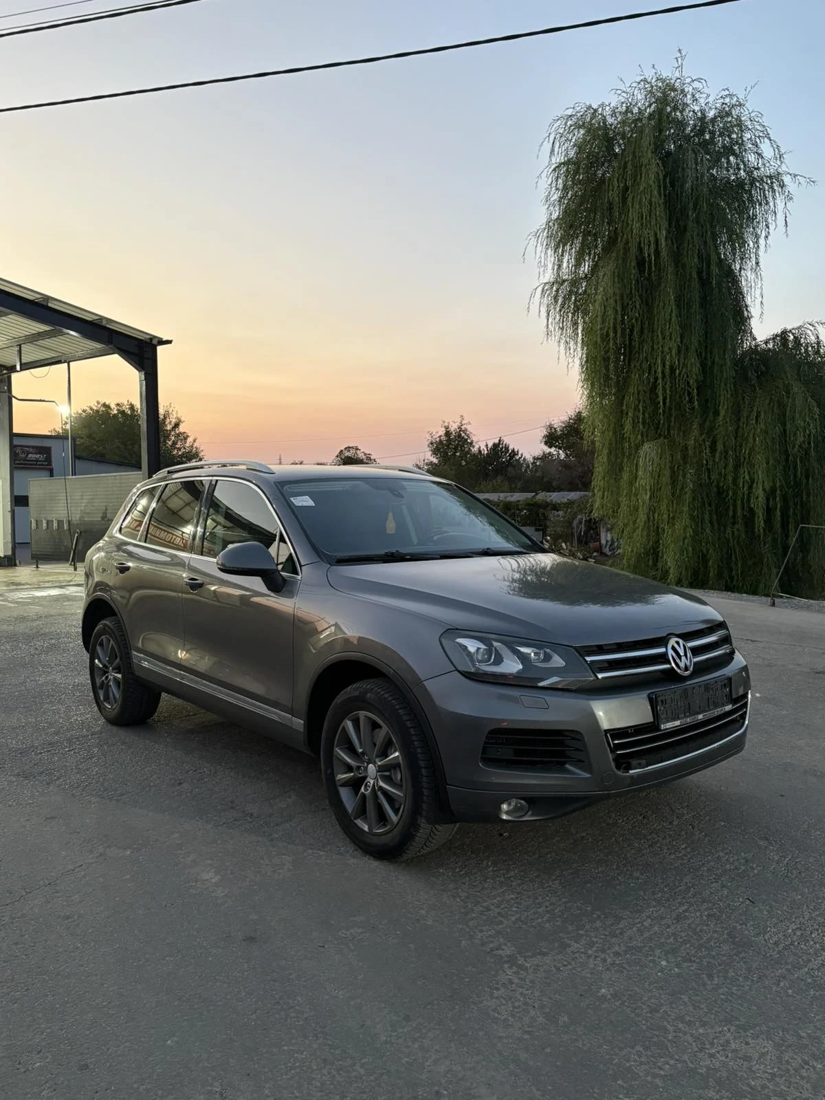 VW Touareg 3.0 TDI ТОП ЦЕНА, снимка 2 - Автомобили и джипове - 56202045