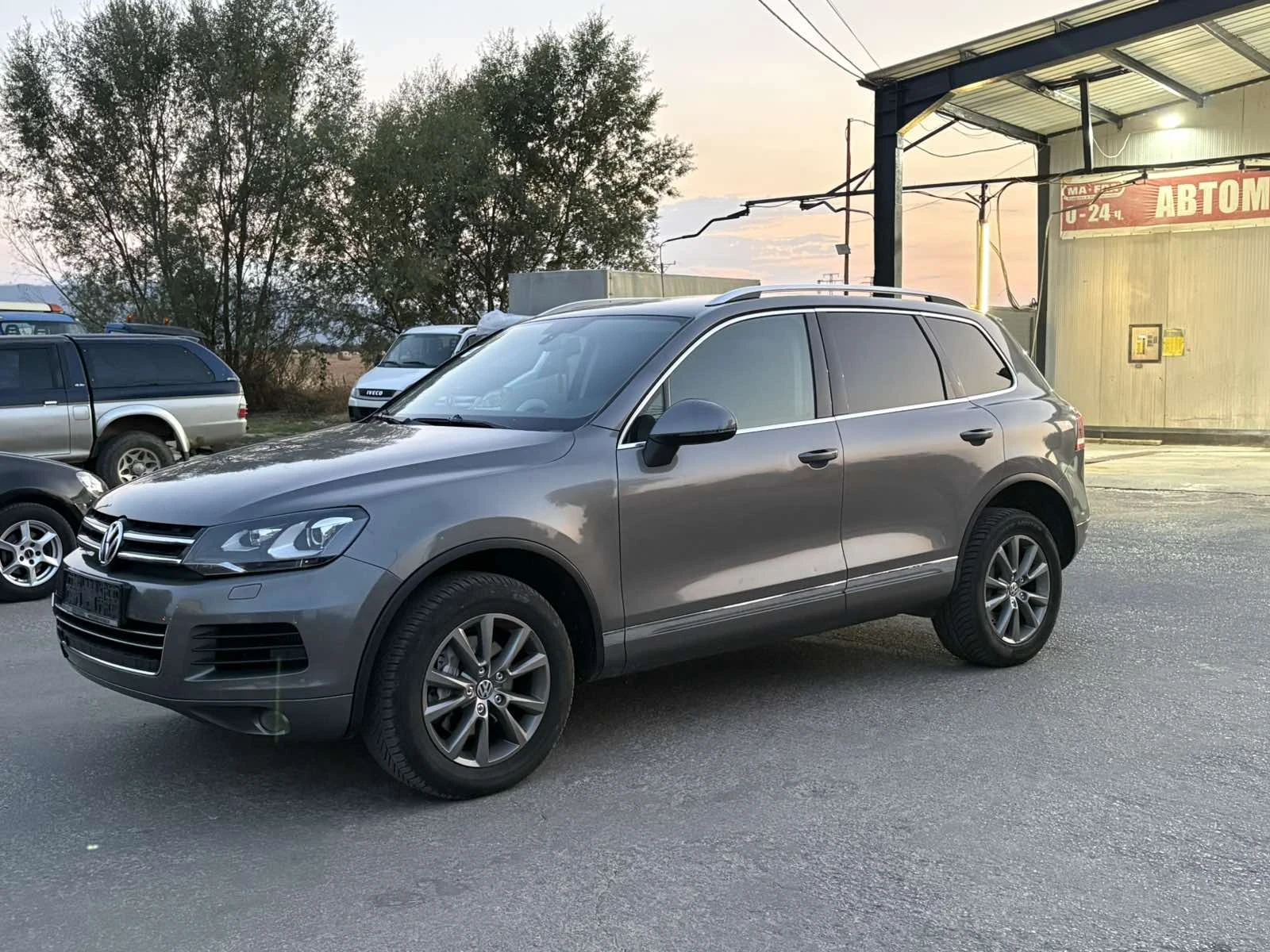 VW Touareg 3.0 TDI ТОП ЦЕНА, снимка 3 - Автомобили и джипове - 56202045