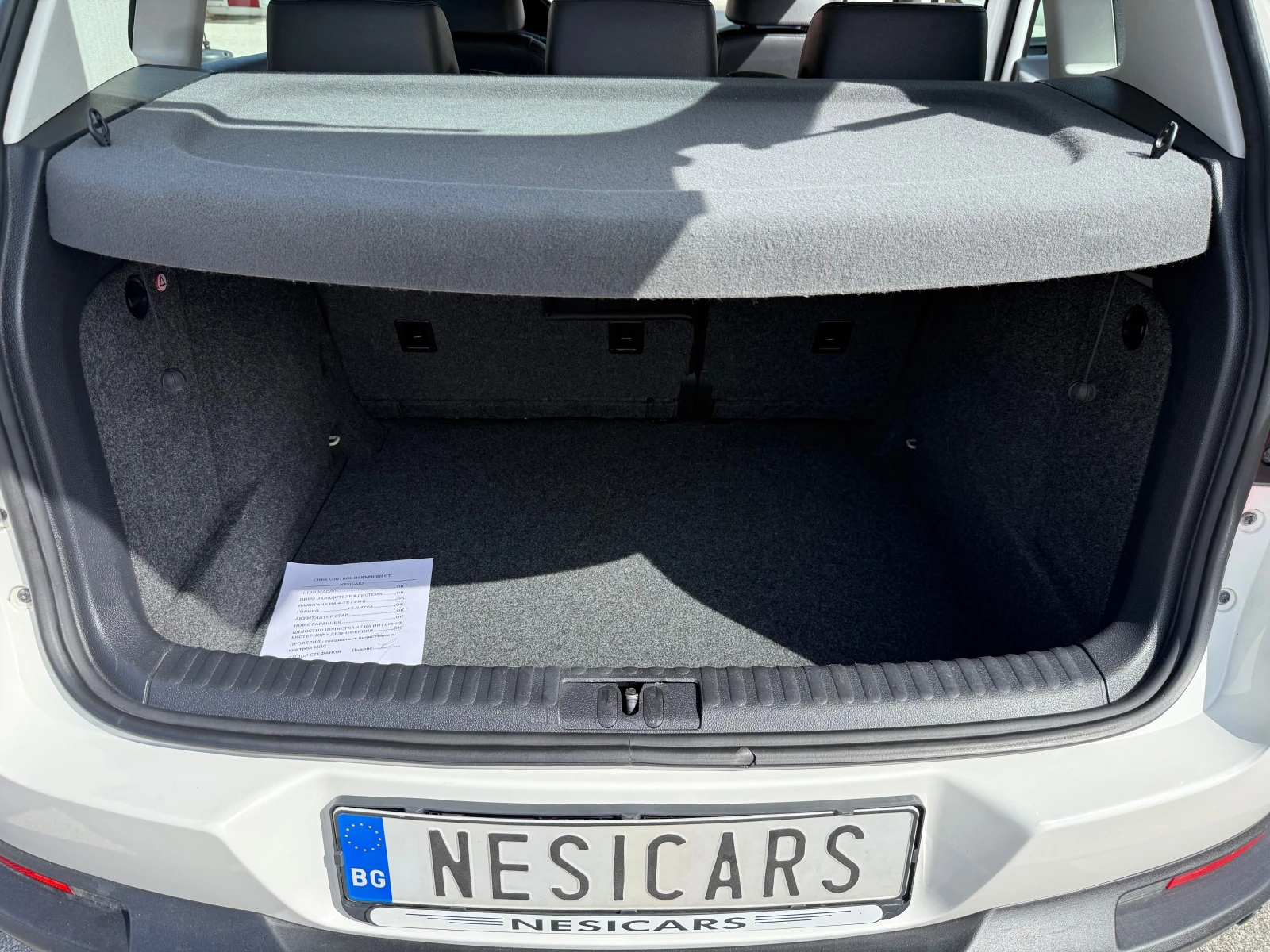 VW Tiguan 2.0 TDI Track & Field 4Motion, снимка 16 - Автомобили и джипове - 56292857