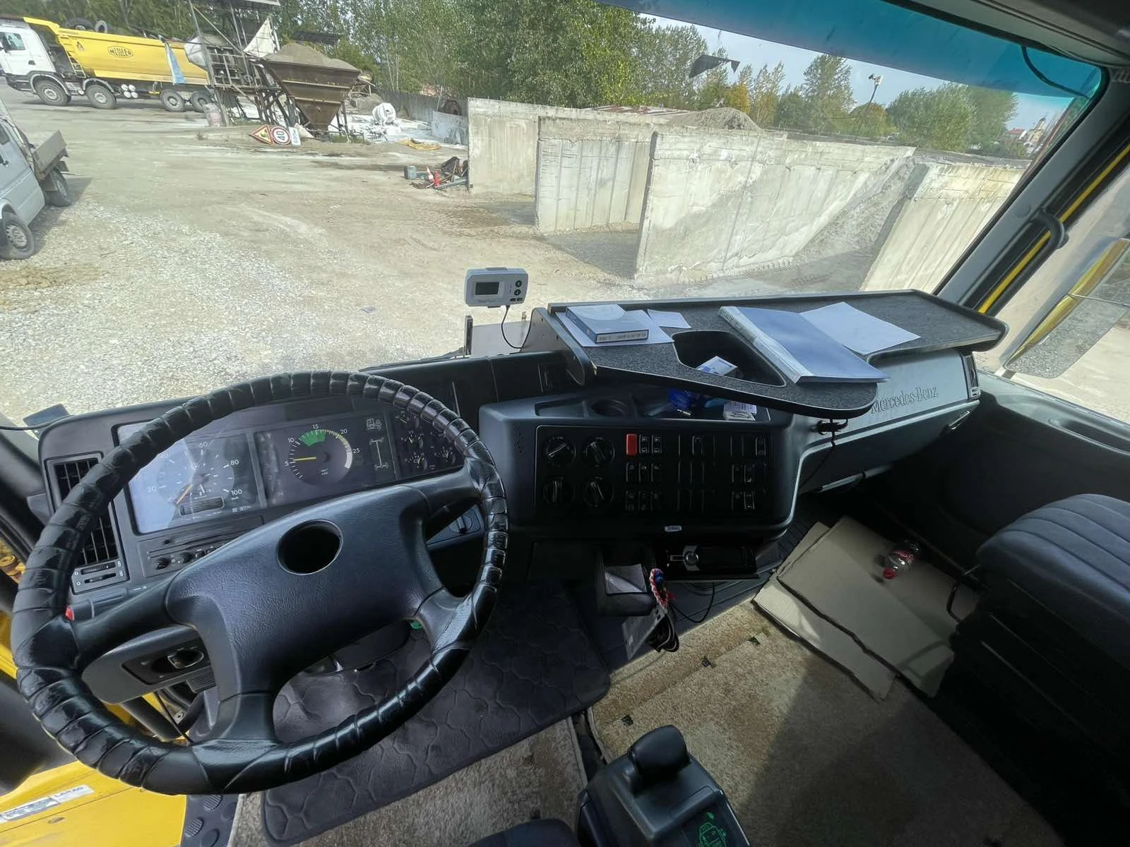 Mercedes-Benz Actros  - изображение 10