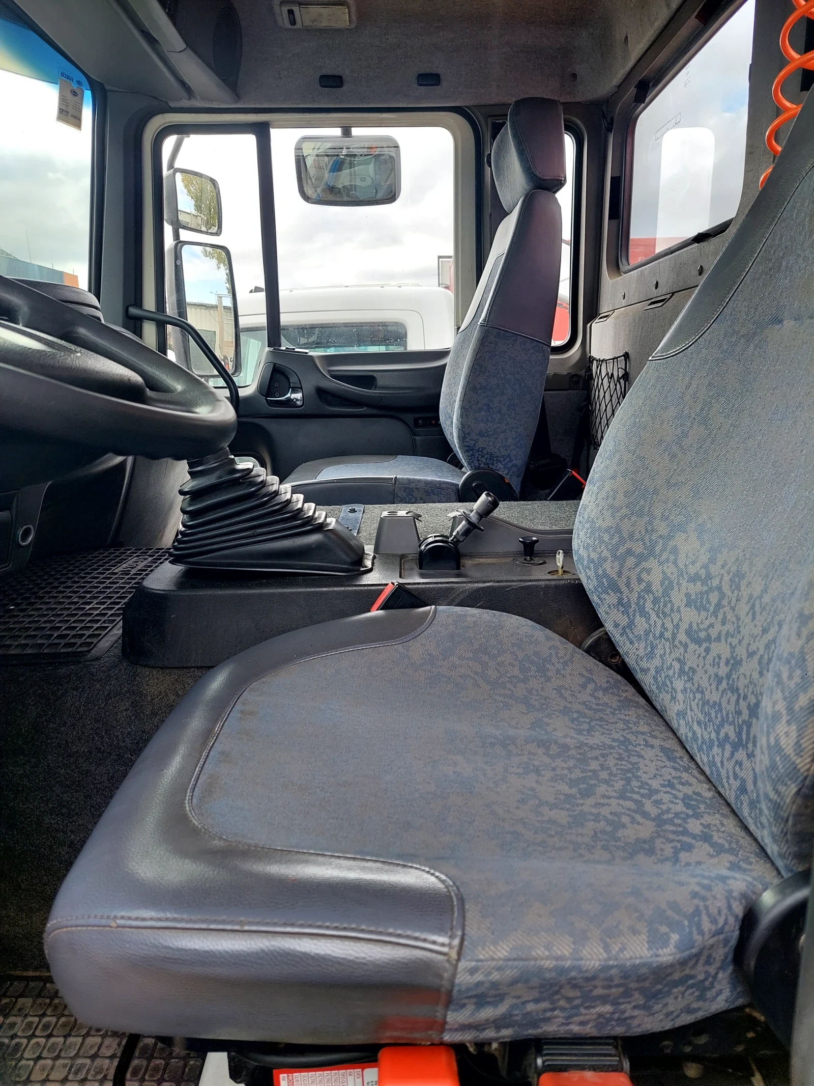 Volvo Fl FL6 - 220 - изображение 9