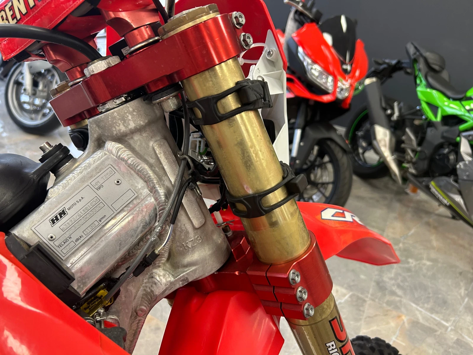 Honda Cr 250 2T - изображение 9