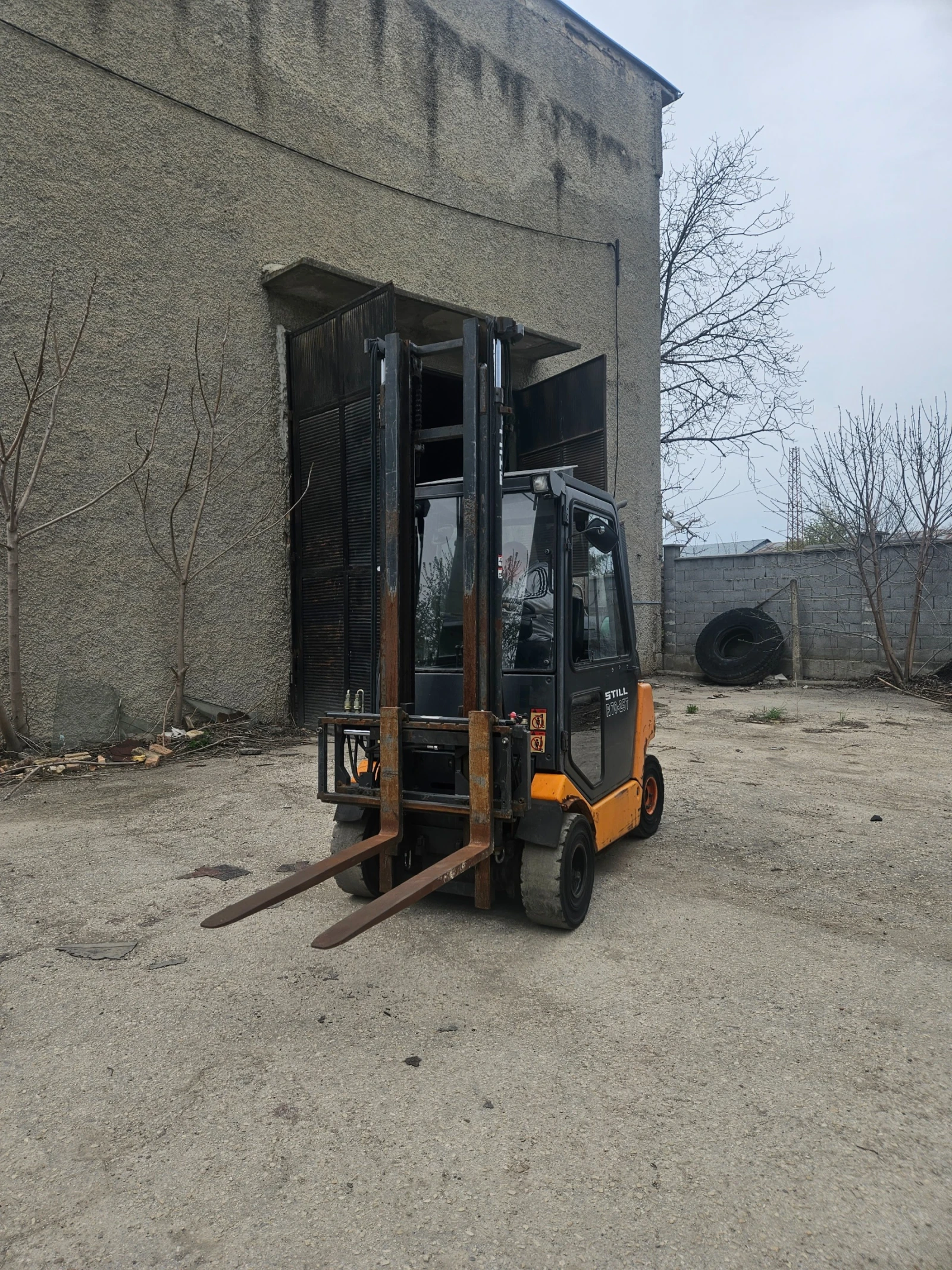  Still  2.5t | Mobile.bg   9