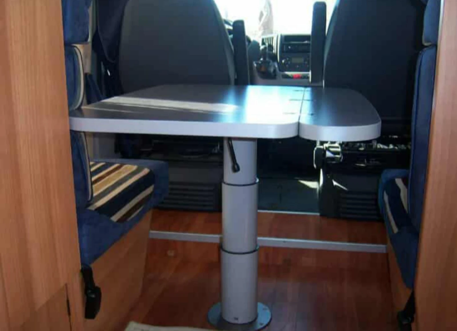  Elnagh Prince  | Mobile.bg   13