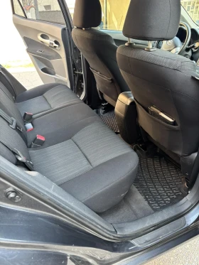 Toyota Auris, снимка 2