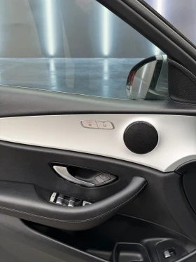 Mercedes-Benz E 200 AMG Packet , снимка 7