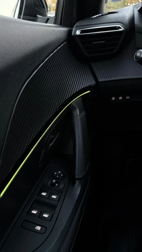 Peugeot 2008 GT line 1, 5 BlueHDi | Mobile.bg    14