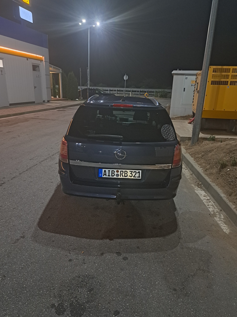 Opel Astra, снимка 8 - Автомобили и джипове - 46392984