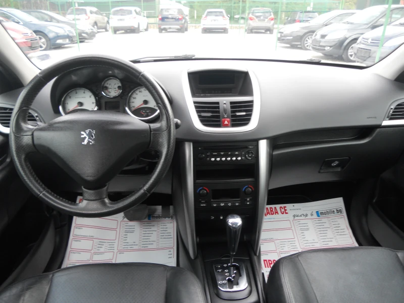 Peugeot 207 1, 6 i Автоматик, снимка 9 - Автомобили и джипове - 47548274