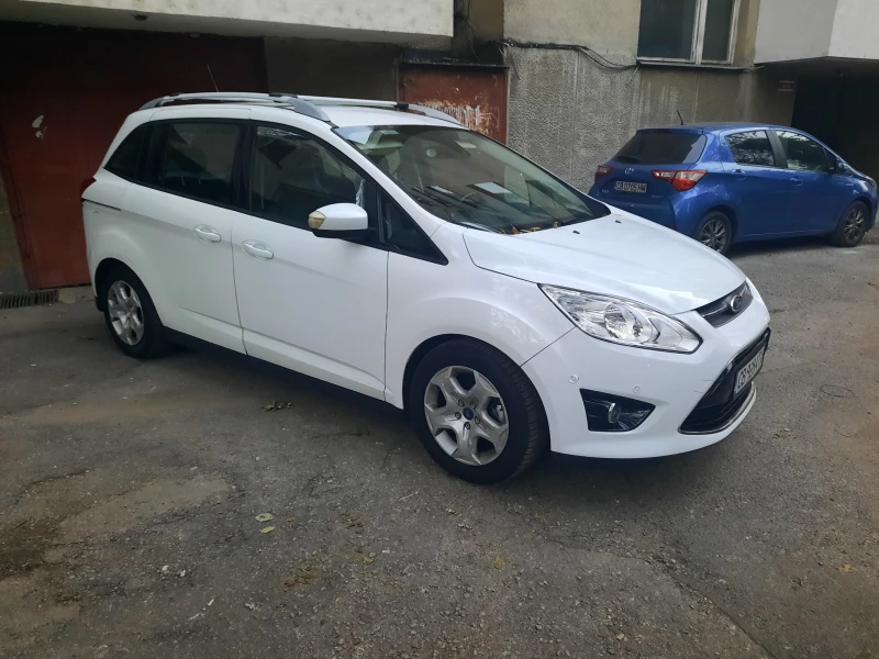 Ford C-max Grand, снимка 4 - Автомобили и джипове - 47907934