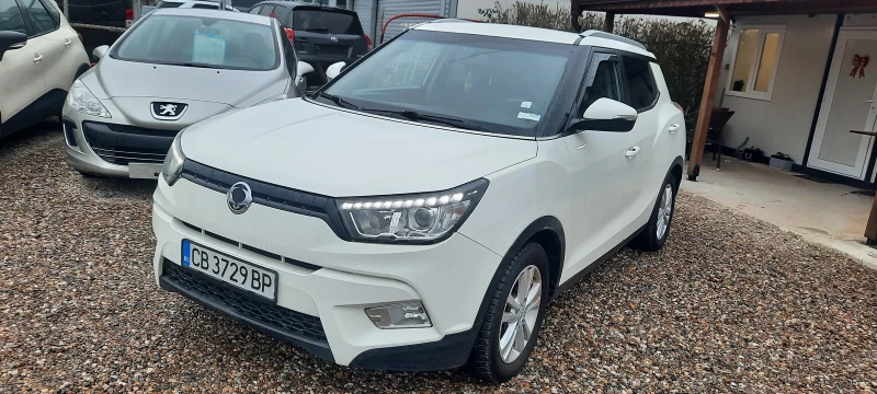 Ssang yong Tivoli 1.6XDI 4x4, снимка 1 - Автомобили и джипове - 48352174