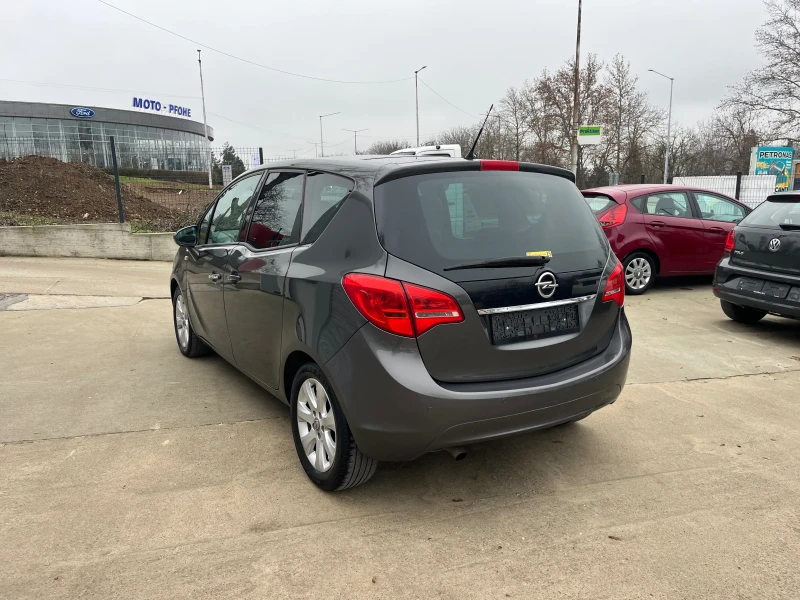 Opel Meriva 1.4t Газ, снимка 8 - Автомобили и джипове - 53024437