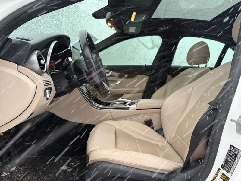 Mercedes-Benz C 300 4MATIC* АвтоКредит* (ЦЕНА ДО БГ), снимка 10 - Автомобили и джипове - 53179874