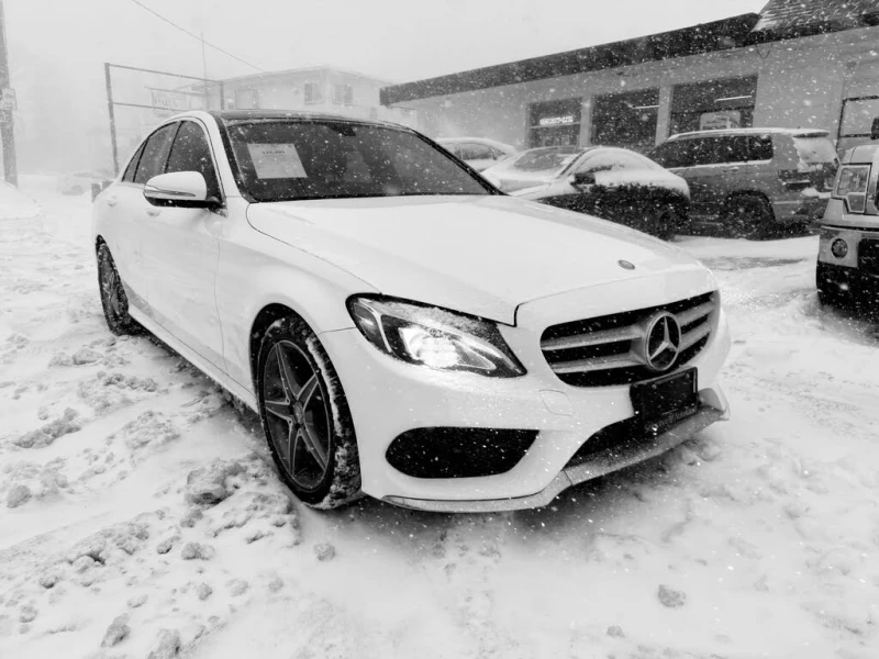 Mercedes-Benz C 300 4MATIC* АвтоКредит* (ЦЕНА ДО БГ), снимка 3 - Автомобили и джипове - 53179874
