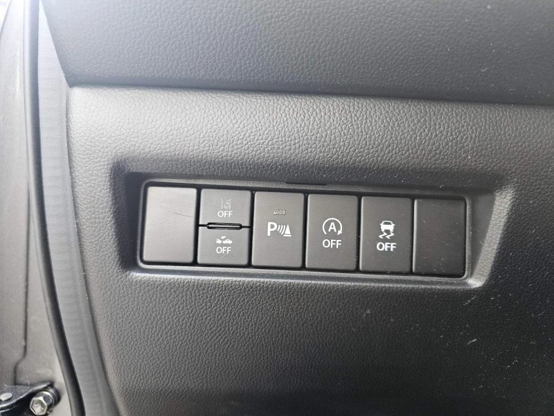 Suzuki Swift 1.2 TCe 83hp EDC; оставаща гаранция 6 м./ 10 000км, снимка 12 - Автомобили и джипове - 53196034