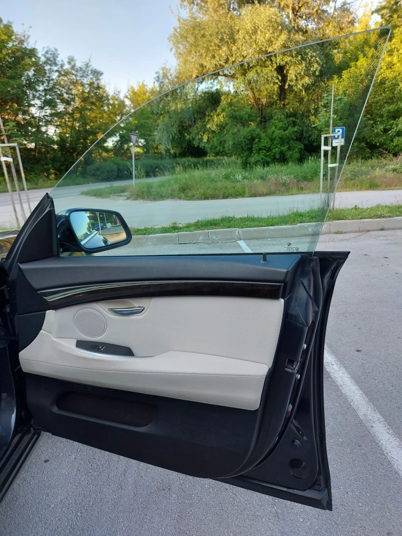 BMW 5 Gran Turismo 530D, снимка 8 - Автомобили и джипове - 53533199