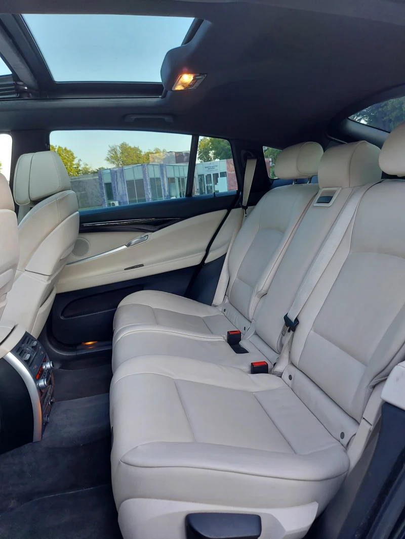 BMW 5 Gran Turismo 530D, снимка 17 - Автомобили и джипове - 53533199
